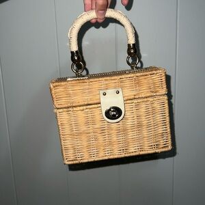SOLD (not available) Wicker/Straw Purse